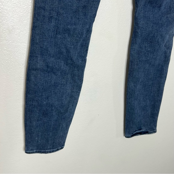 Good American Good Legs Crop Sz 00/35 distressed - Picture 2 of 9